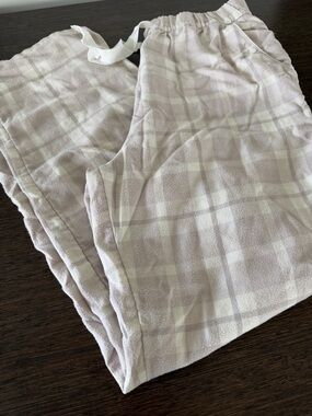 EUC. Abercrombie & Fitch Flannel Pajama Pants